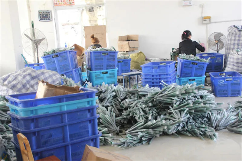 Artificial Christmas Tree Props Flocking Snow Branches Christmas Tree For Home Adornment Festival Decoration Xmas Party Decor